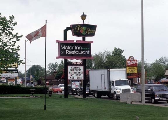 Ivy Rose Motor Inn Windsor Exterior foto